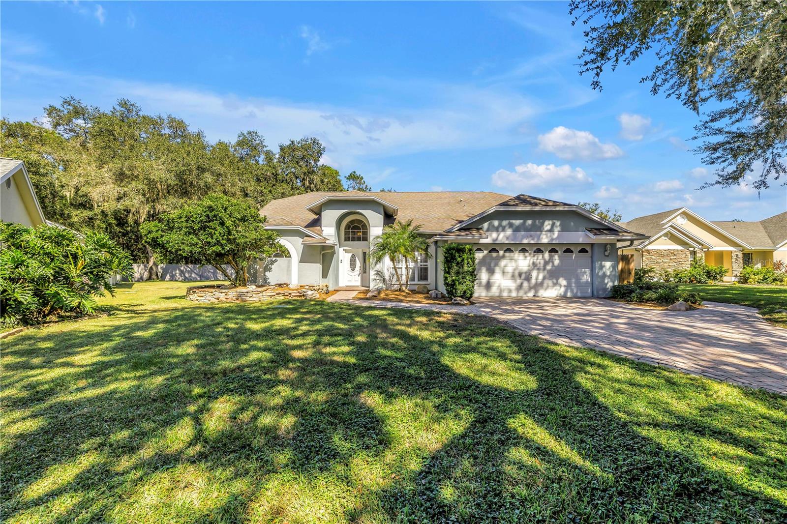 18520 SUNWARD LAKE PLACE, Lutz, FL 33549