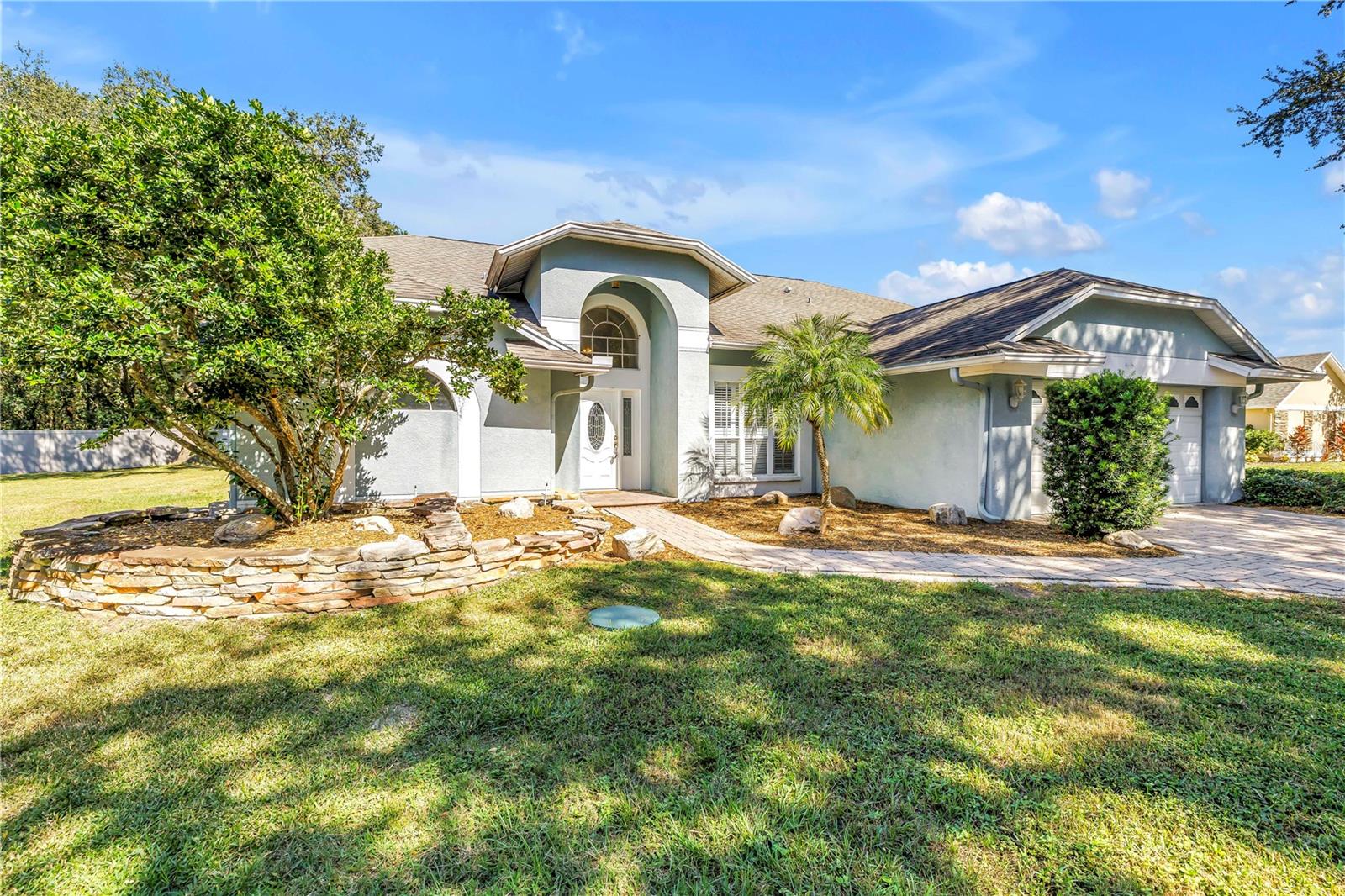 18520 SUNWARD LAKE PLACE, Lutz, FL 33549