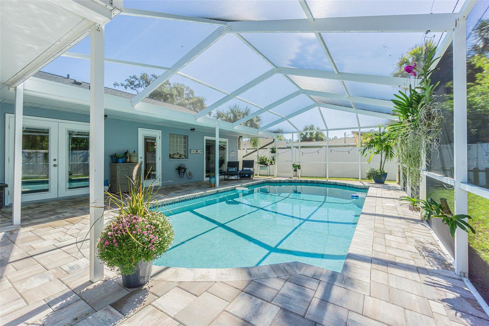 1362 ROBINSON DRIVE, St Petersburg, FL 33710