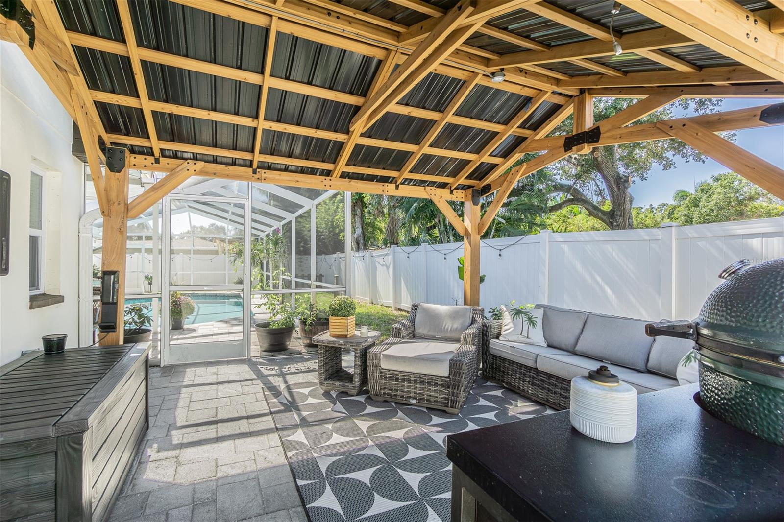 1362 ROBINSON DRIVE, St Petersburg, FL 33710