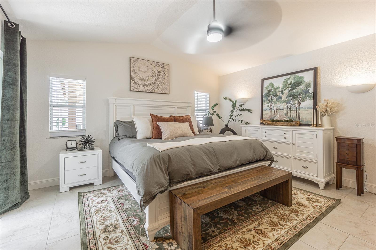 1362 ROBINSON DRIVE, St Petersburg, FL 33710