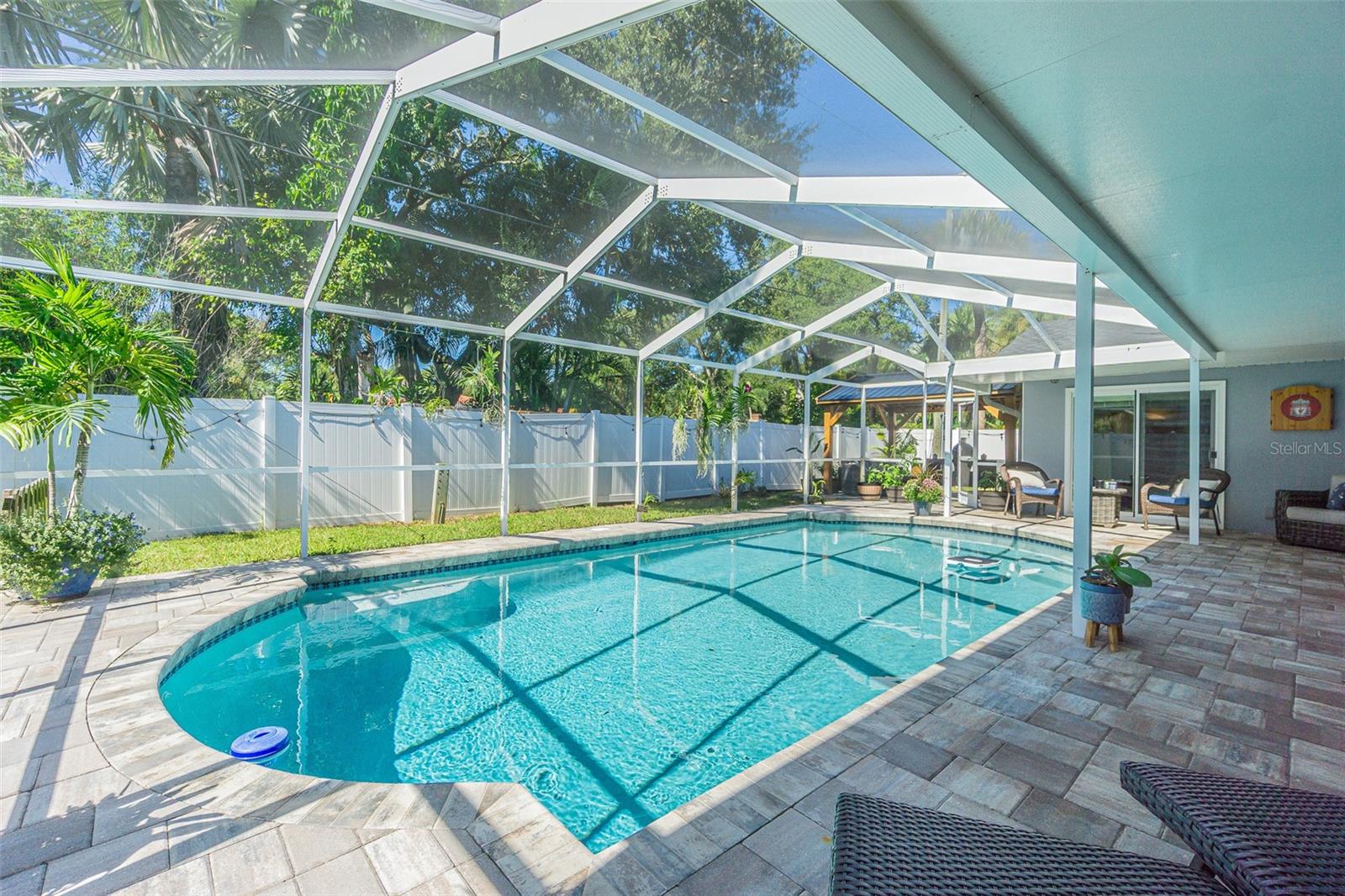 1362 ROBINSON DRIVE, St Petersburg, FL 33710