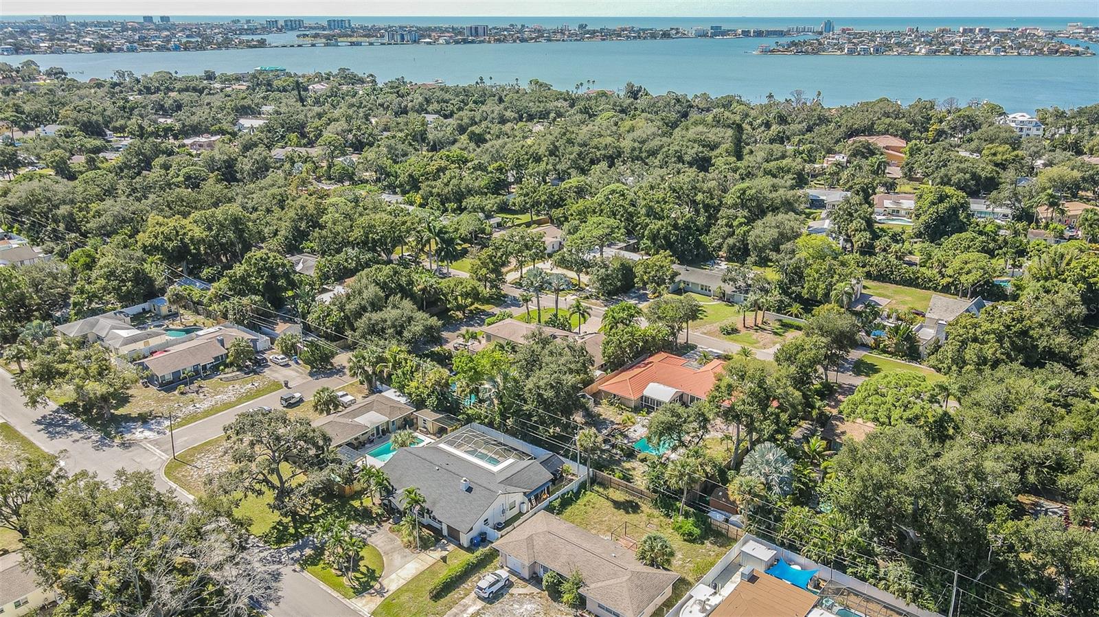1362 ROBINSON DRIVE, St Petersburg, FL 33710