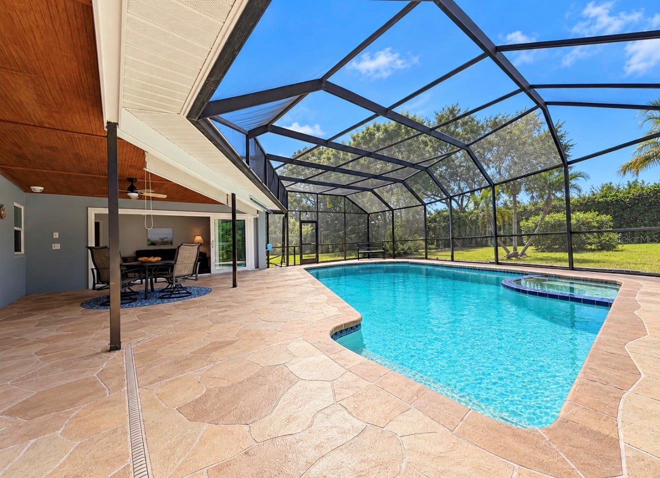 Screened Enclosed pool