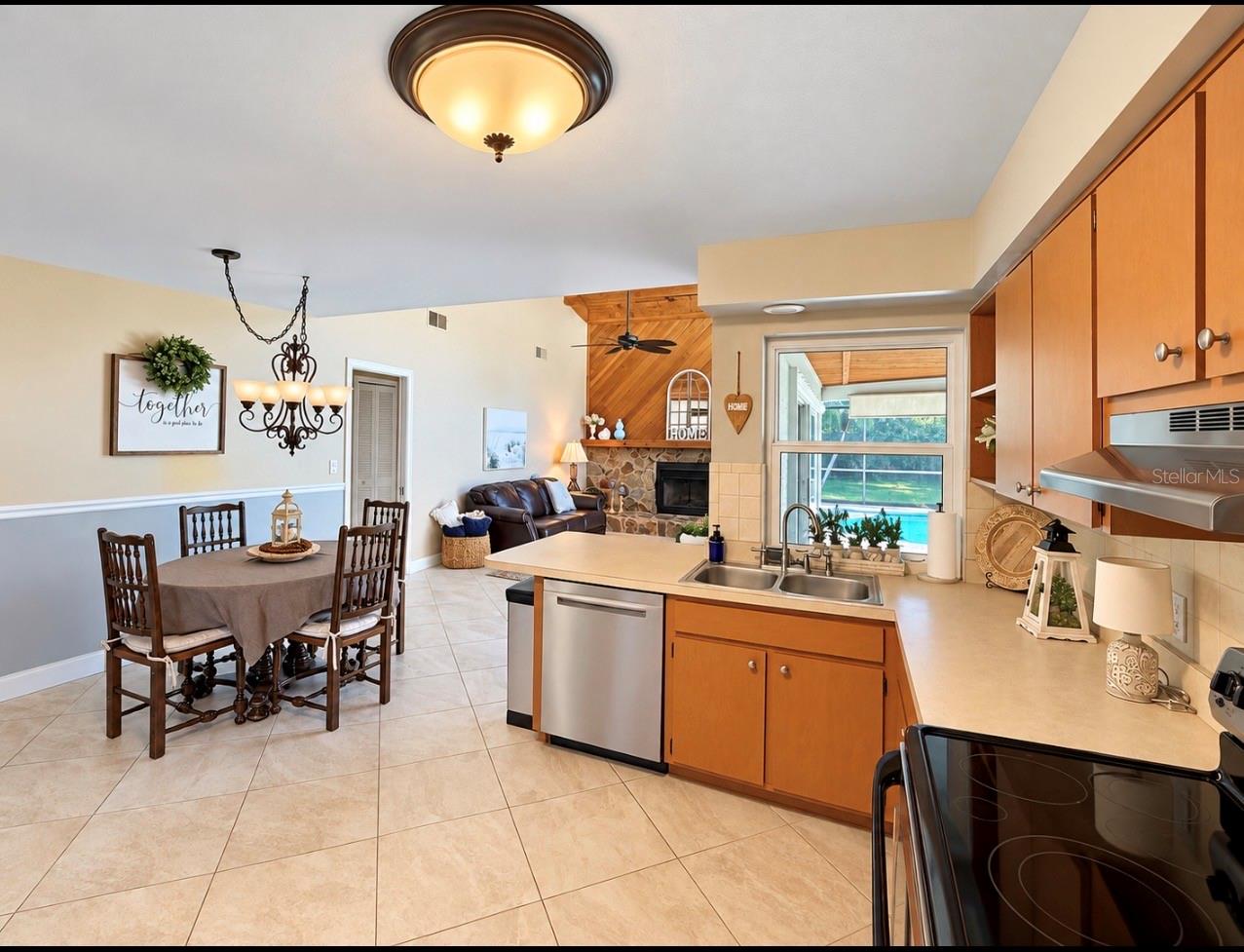 Dinette off kitchen