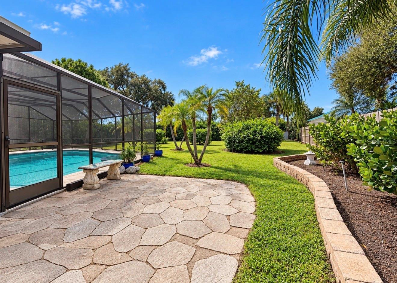side yard