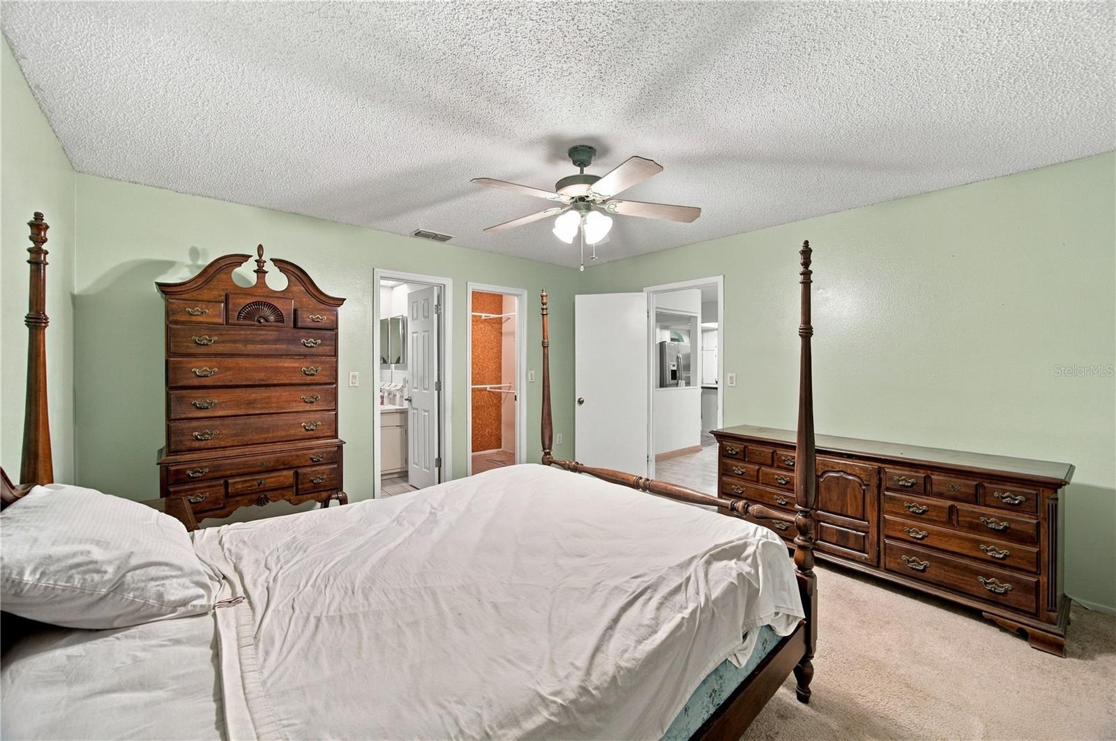 8731 WOODCREST DRIVE, Port Richey, FL 34668