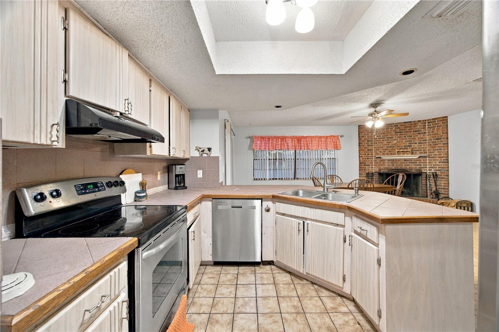 8731 WOODCREST DRIVE, Port Richey, FL 34668