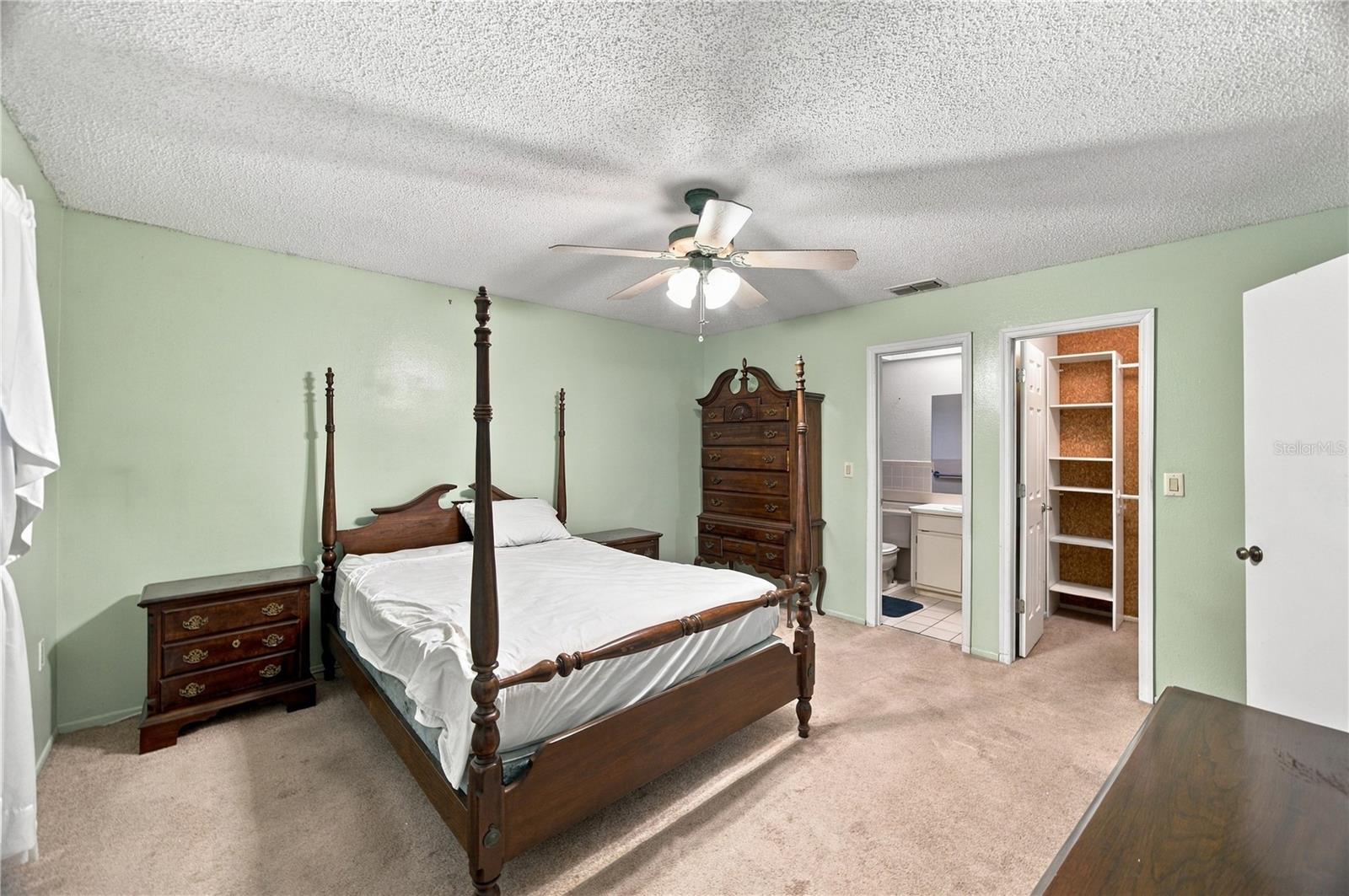 8731 WOODCREST DRIVE, Port Richey, FL 34668