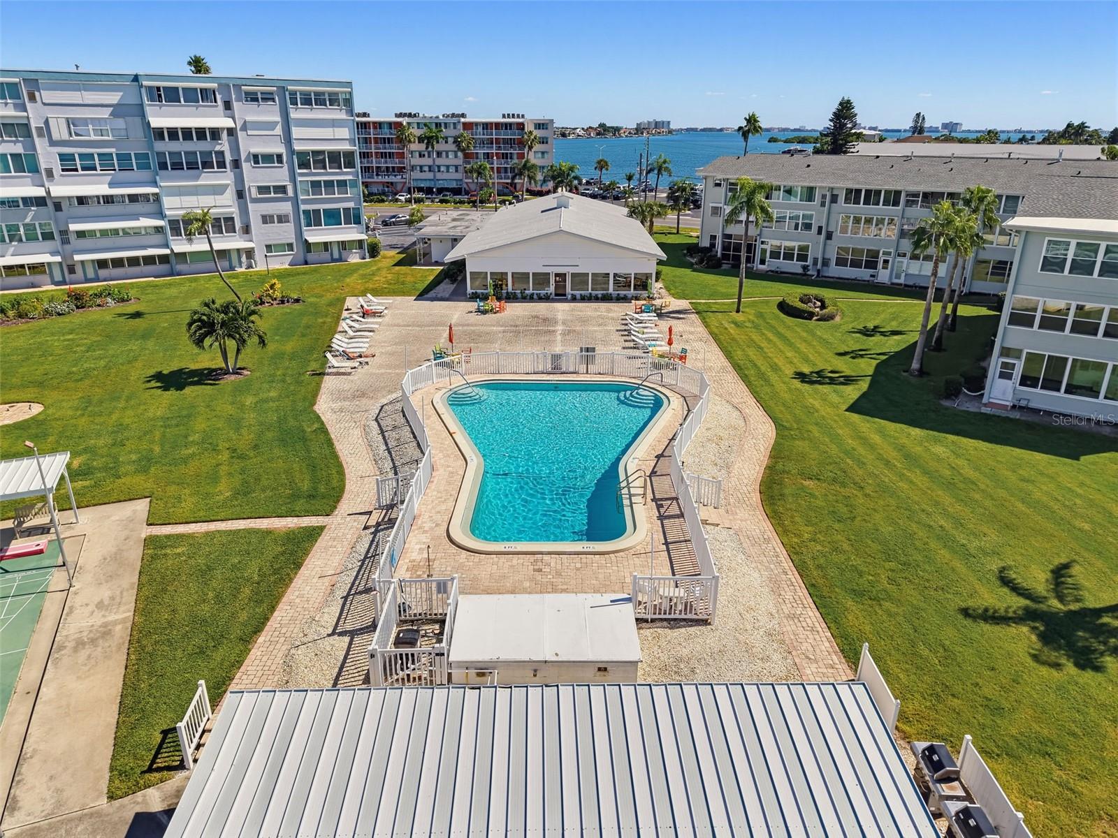 1868 SHORE DRIVE S, #511, South Pasadena, FL 33707