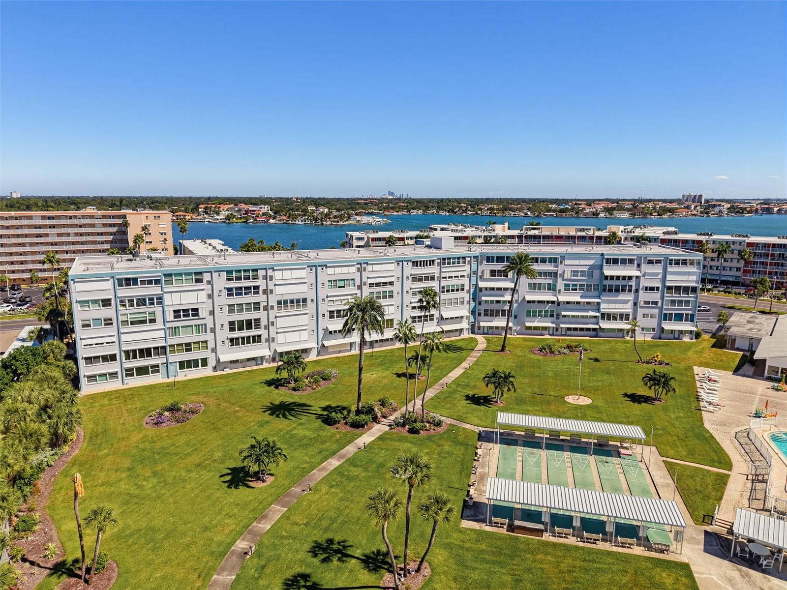 1868 SHORE DRIVE S, #511, South Pasadena, FL 33707