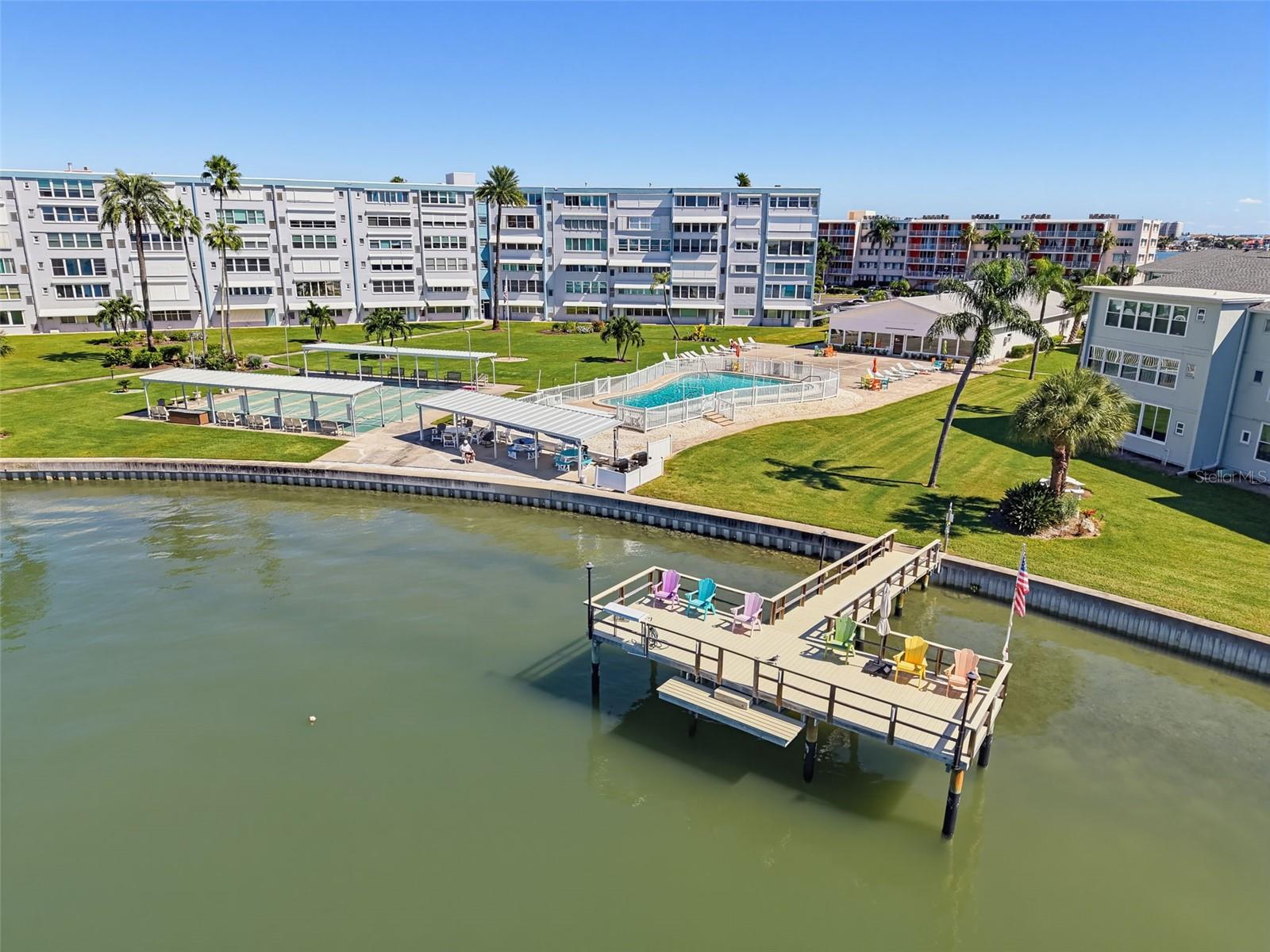 1868 SHORE DRIVE S, #511, South Pasadena, FL 33707