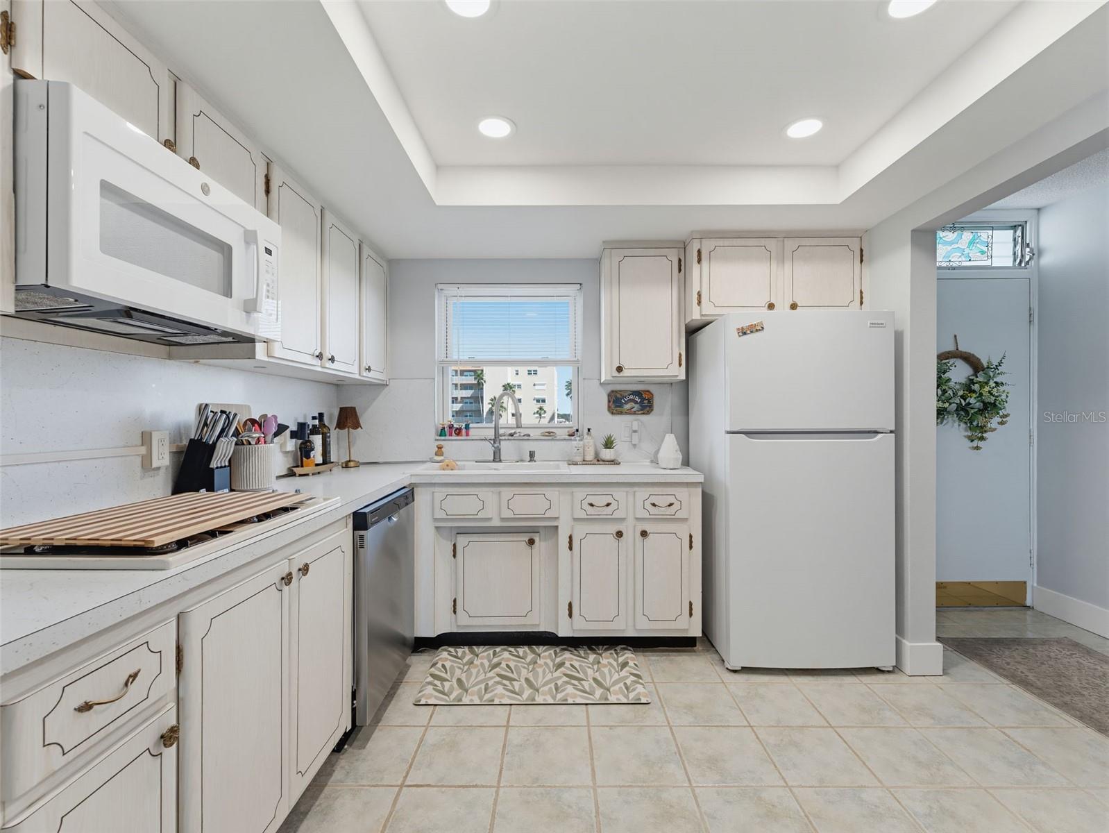 1868 SHORE DRIVE S, #511, South Pasadena, FL 33707
