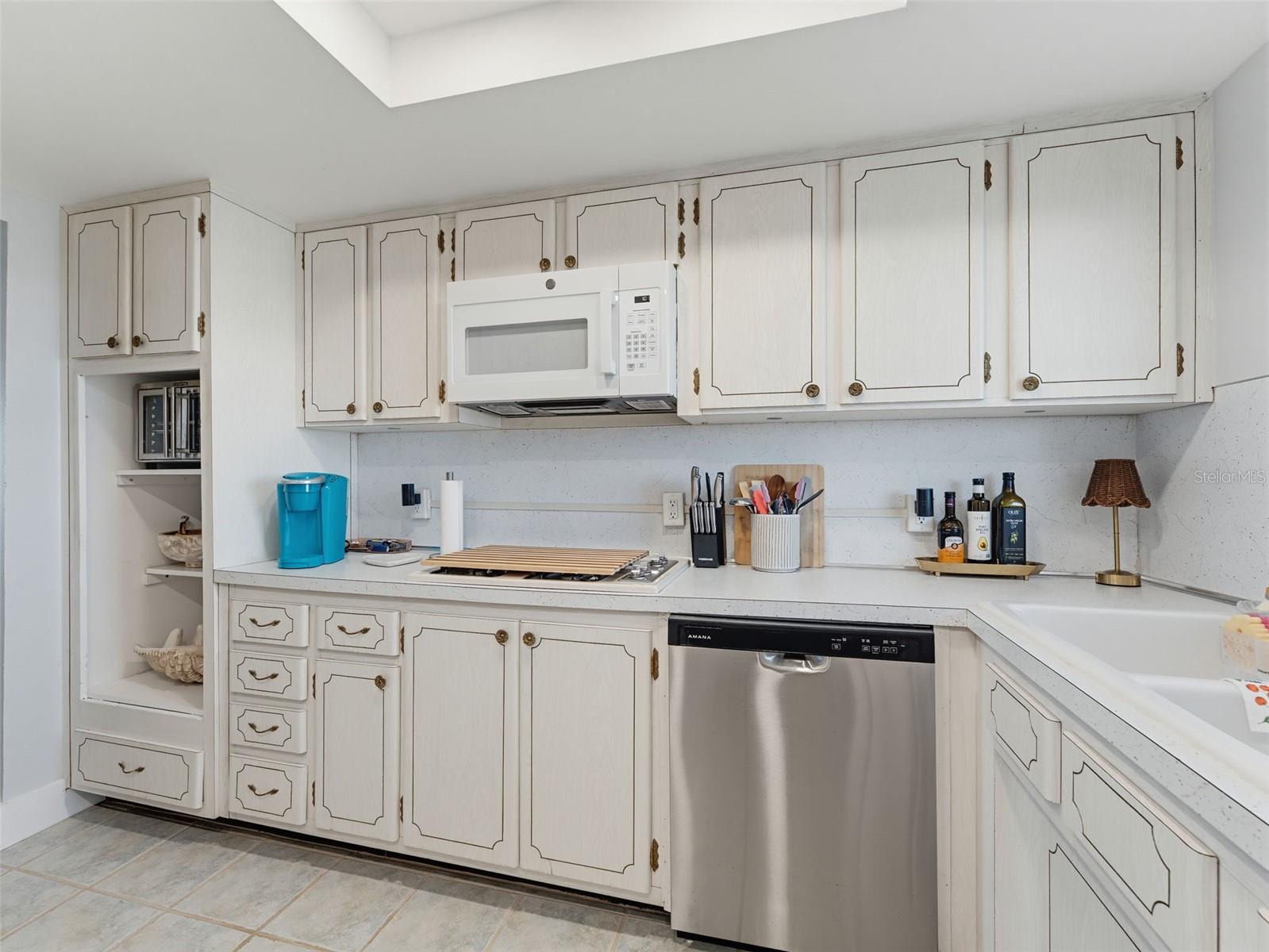 1868 SHORE DRIVE S, #511, South Pasadena, FL 33707