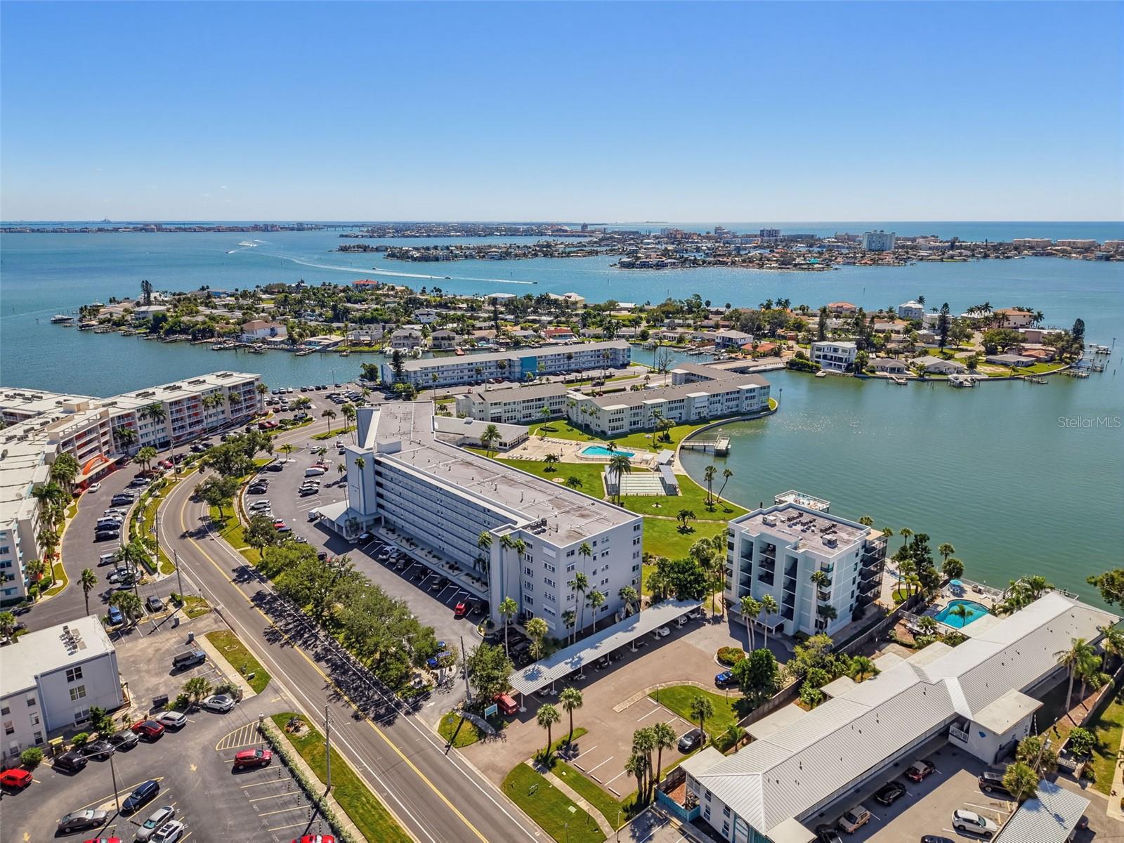 1868 SHORE DRIVE S, #511, South Pasadena, FL 33707