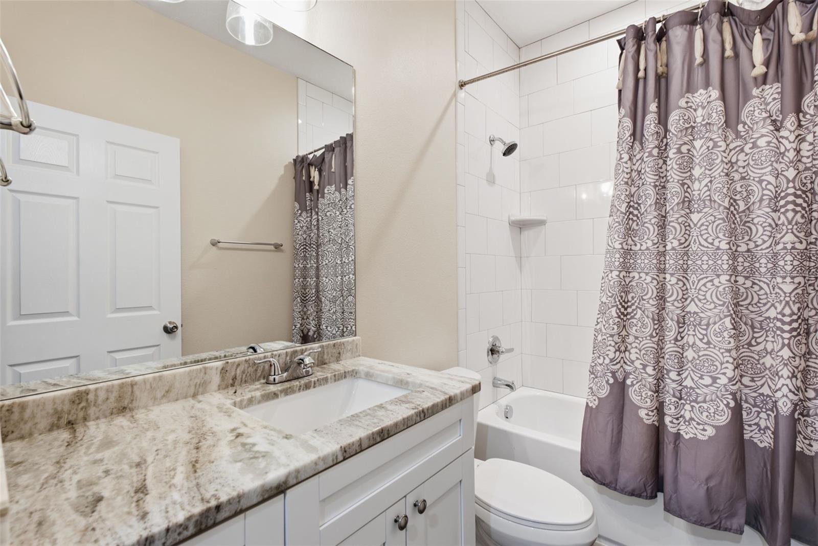 10118 N BROOKS STREET, Tampa, FL 33612