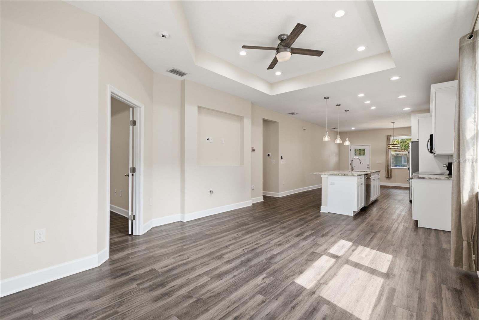 10118 N BROOKS STREET, Tampa, FL 33612