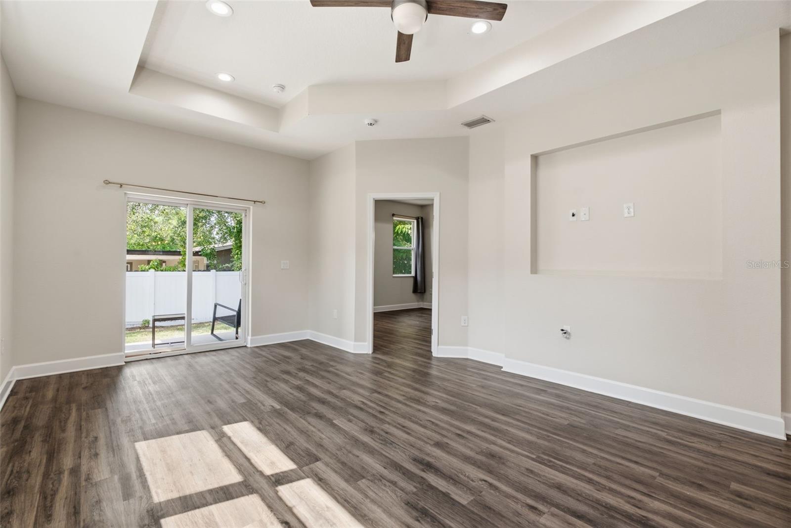 10118 N BROOKS STREET, Tampa, FL 33612