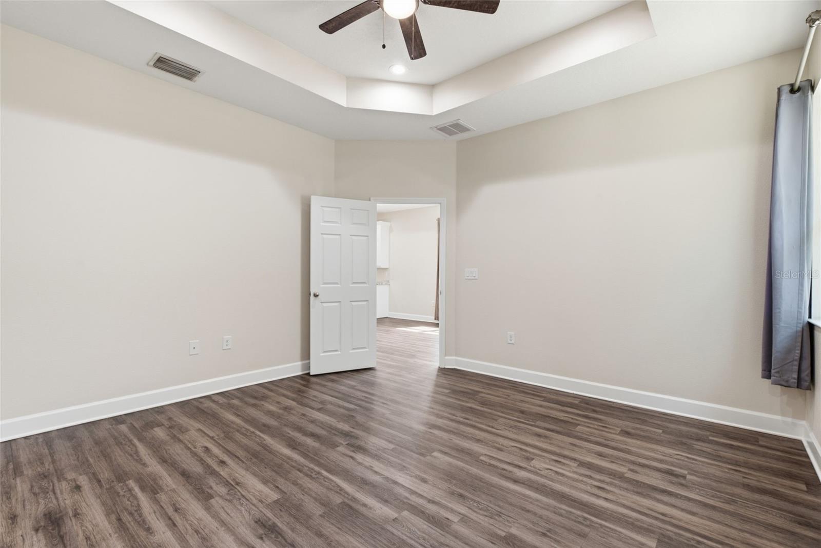 10118 N BROOKS STREET, Tampa, FL 33612