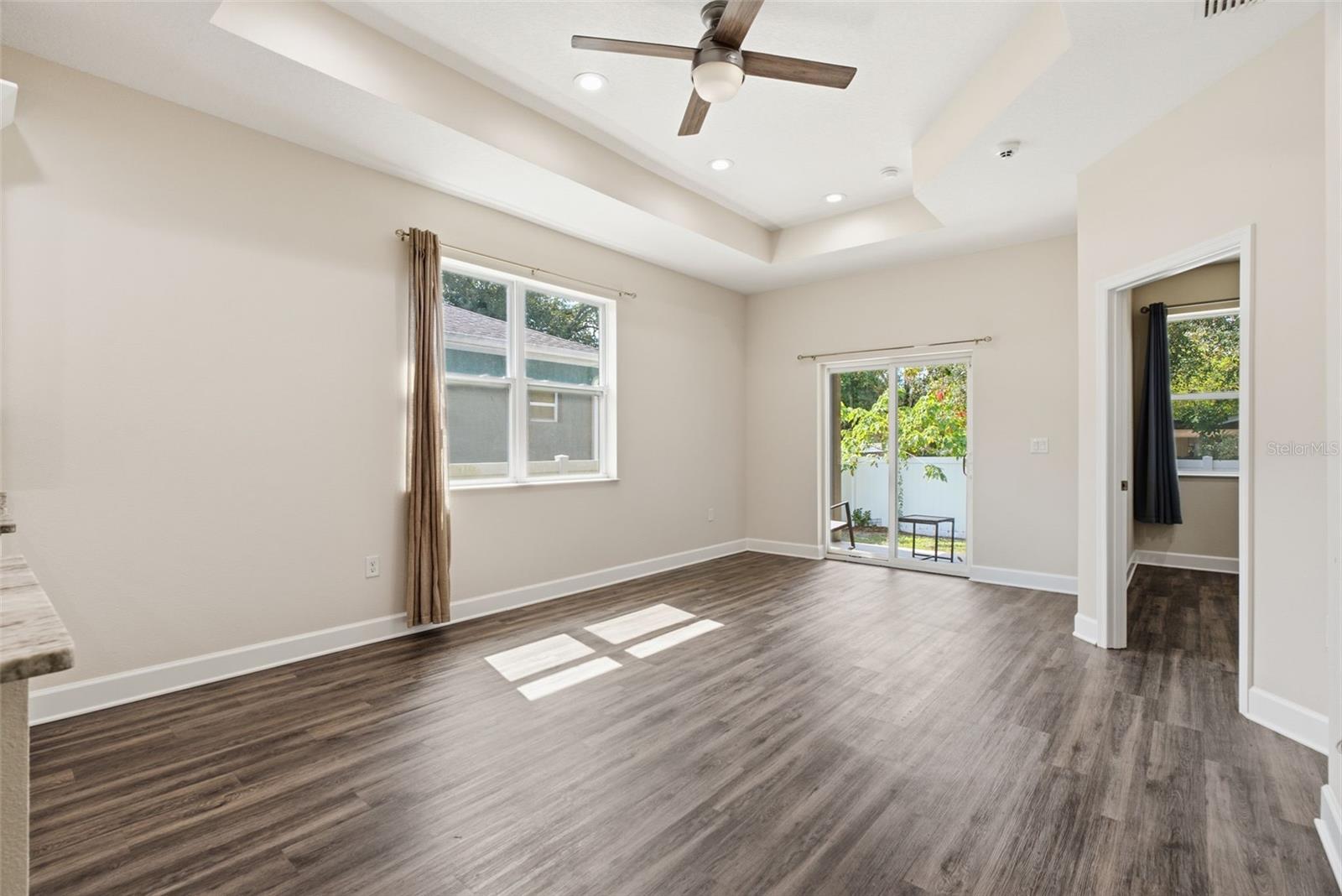 10118 N BROOKS STREET, Tampa, FL 33612