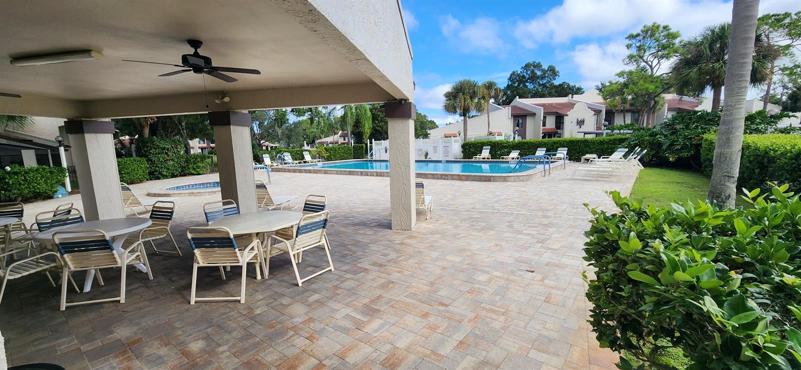 3505 TARPON WOODS BOULEVARD, #H405, Palm Harbor, FL 34685