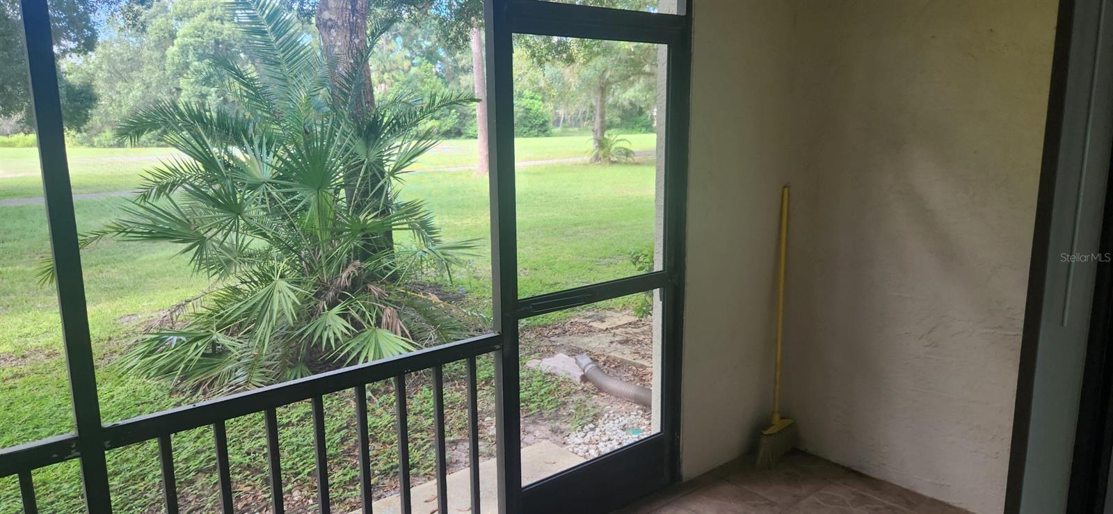 3505 TARPON WOODS BOULEVARD, #H405, Palm Harbor, FL 34685