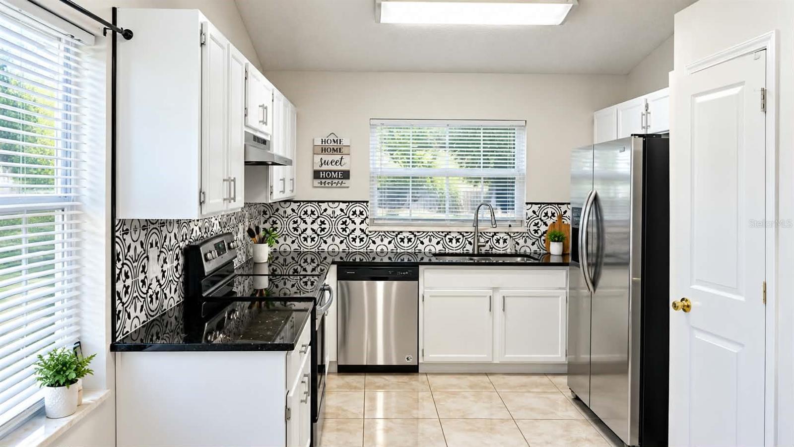 1836 TAMPA BAY DRIVE, Wesley Chapel, FL 33543 1836 TAMPA BAY DRIVE, Wesley Chapel, FL 33543