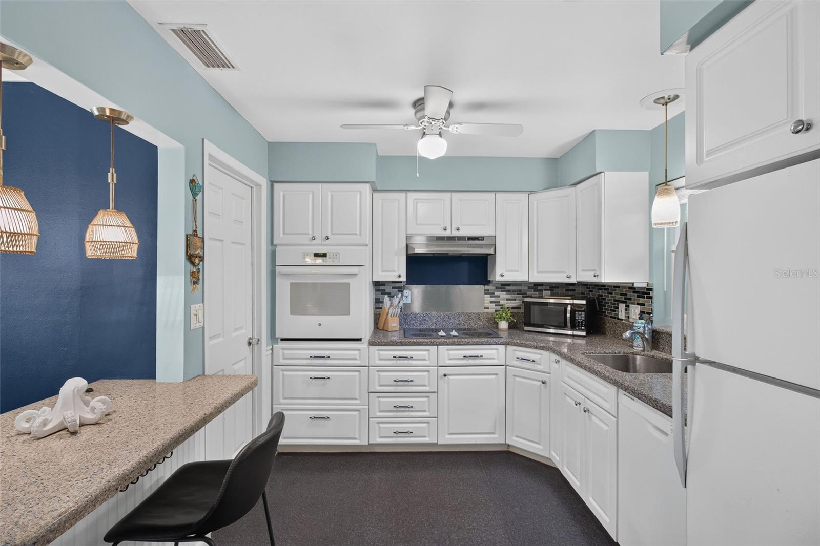 2601 56TH STREET S, Gulfport, FL 33707