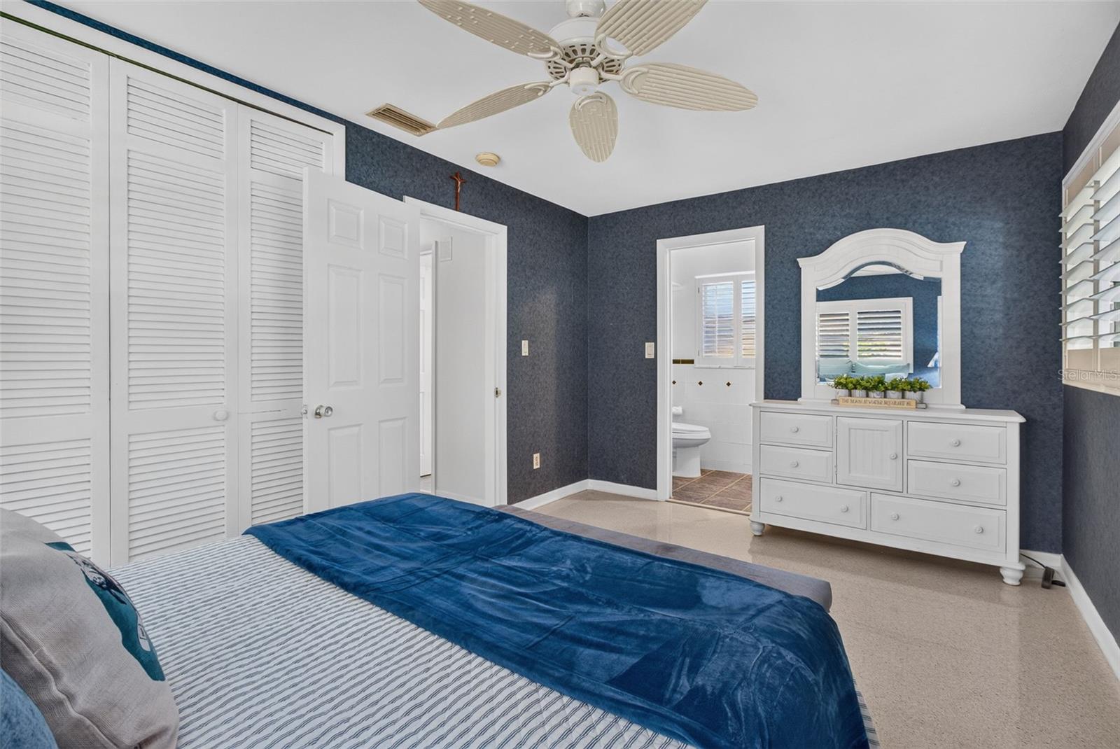 2601 56TH STREET S, Gulfport, FL 33707