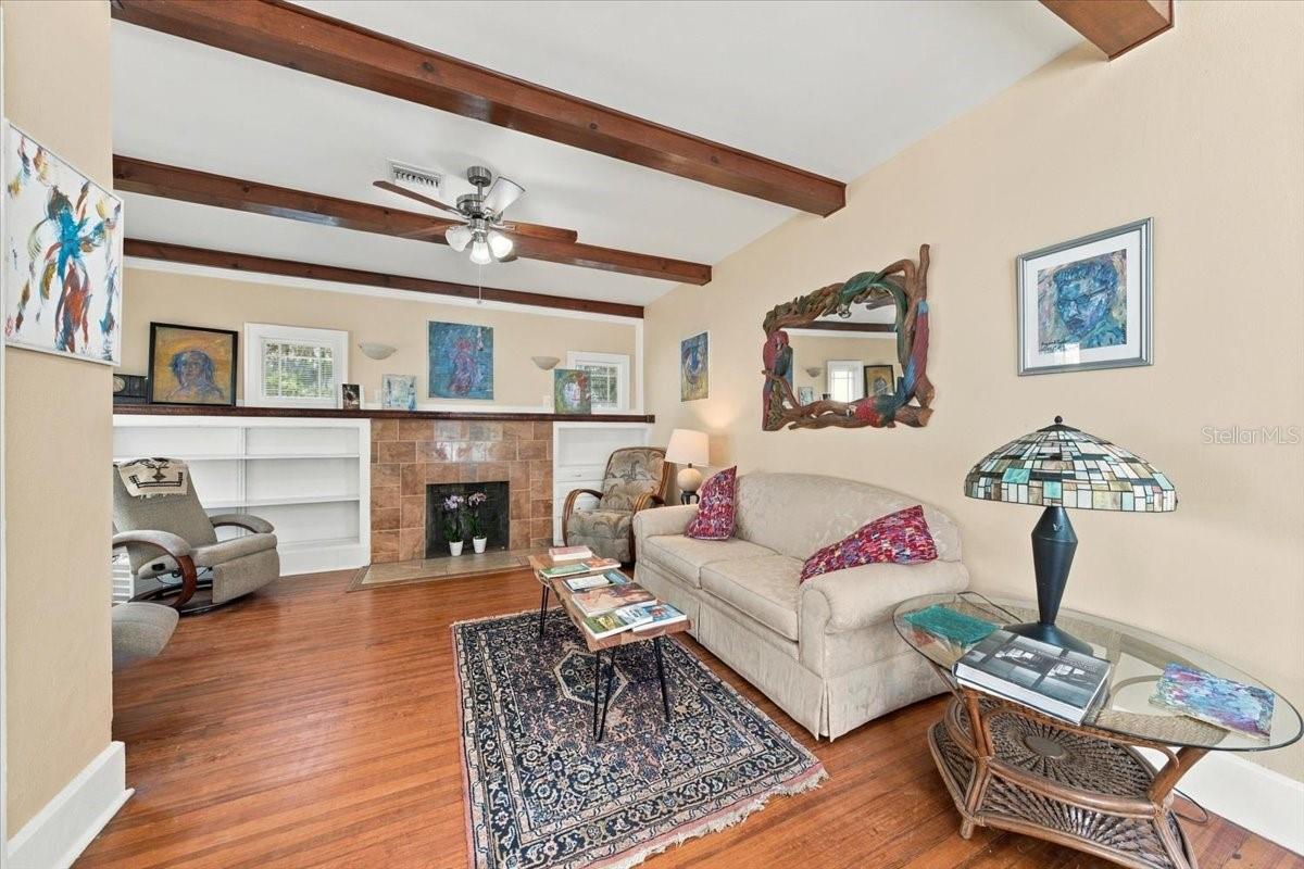 244 21ST AVENUE N, St Petersburg, FL 33704