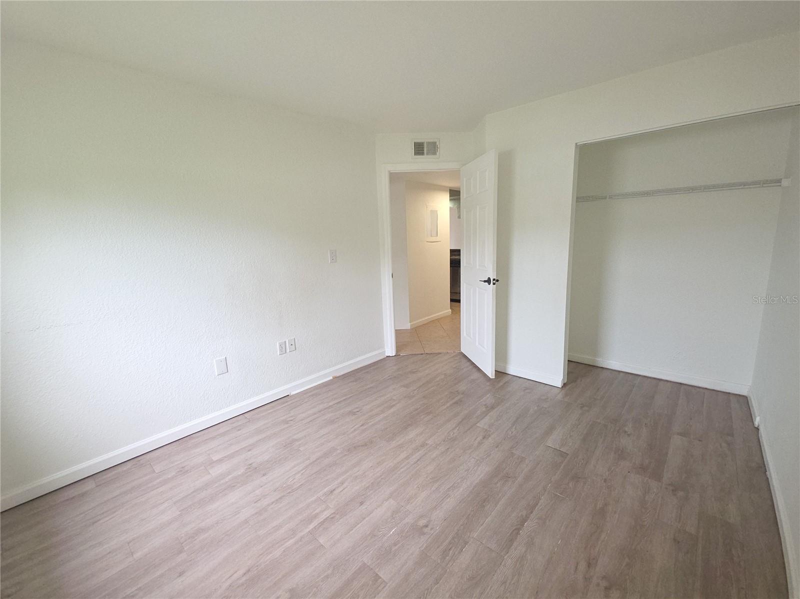 10103 SAILWINDS BOULEVARD N, #102, Largo, FL 33773