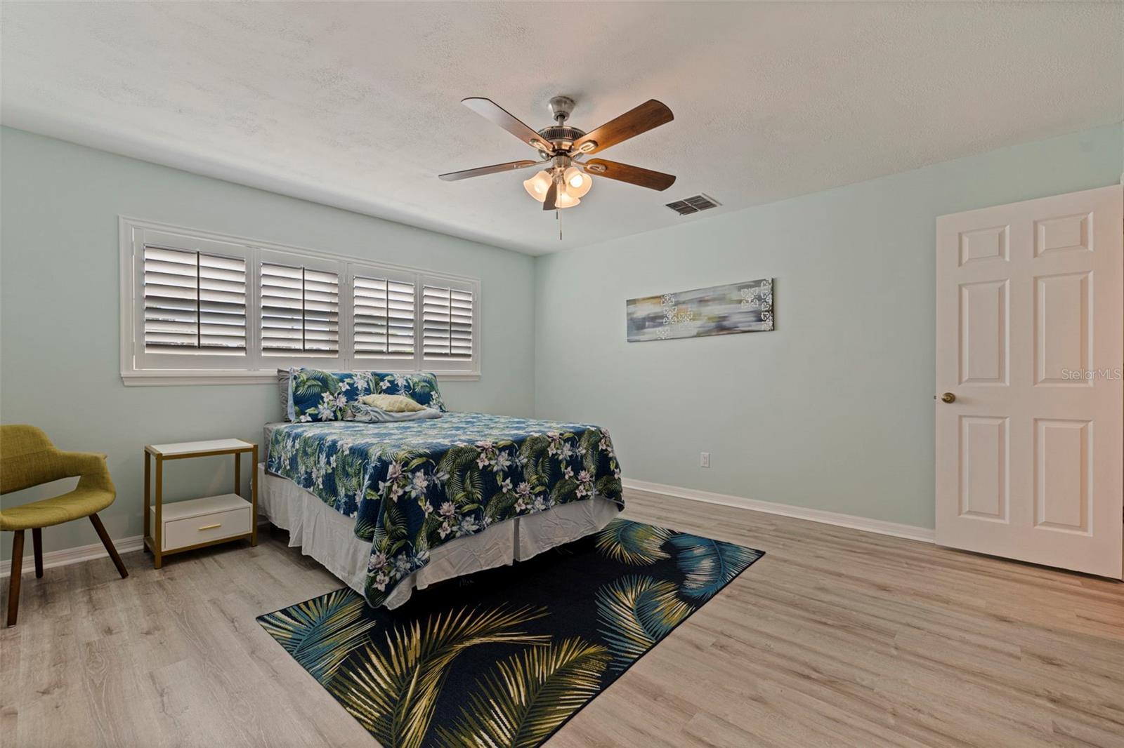 7938 HARWOOD ROAD, Seminole, FL 33777