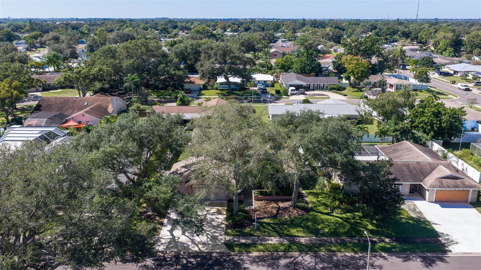 7938 HARWOOD ROAD, Seminole, FL 33777