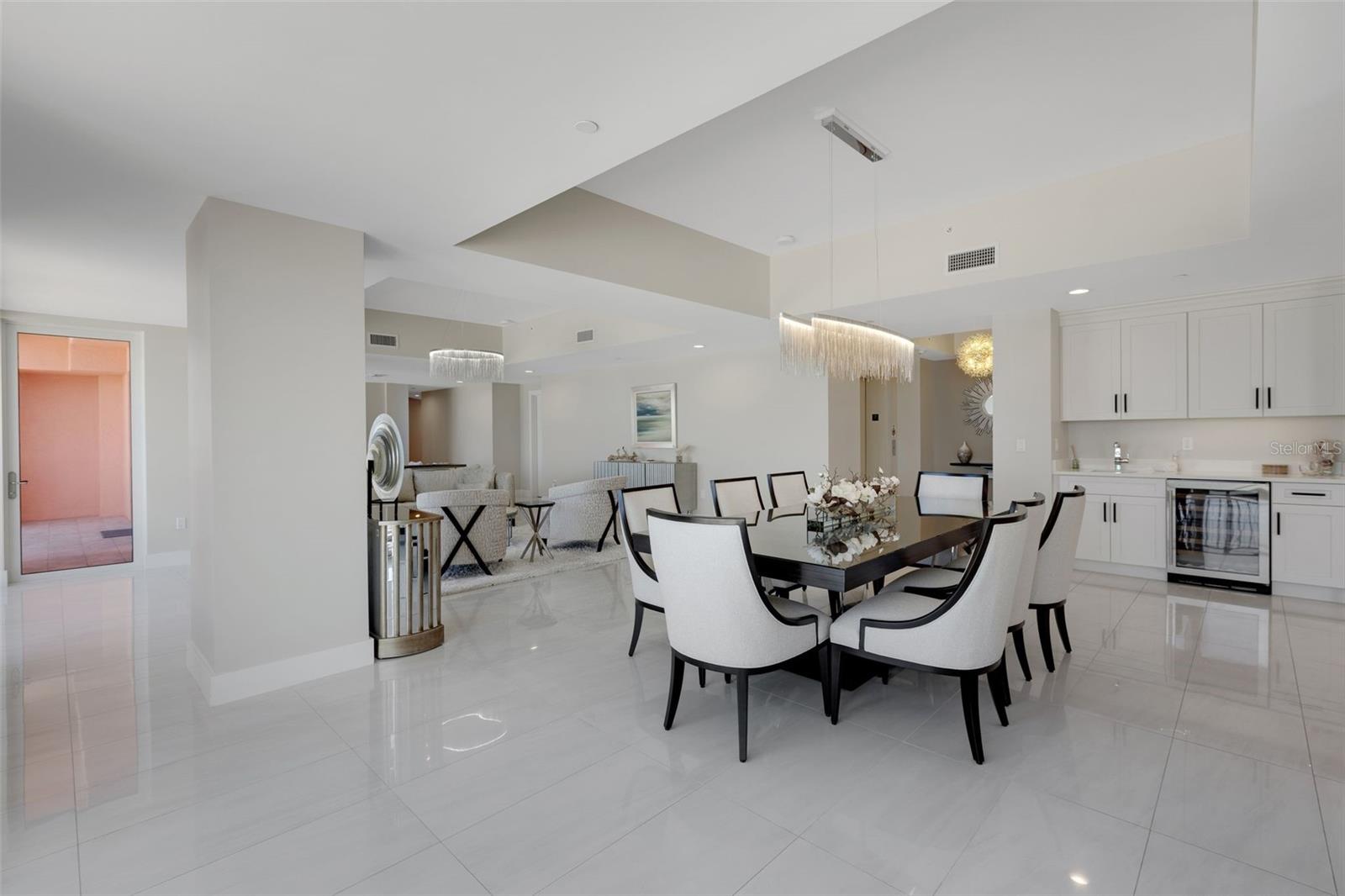 301 S GULFVIEW BOULEVARD, #702, Clearwater Beach, FL 33767
