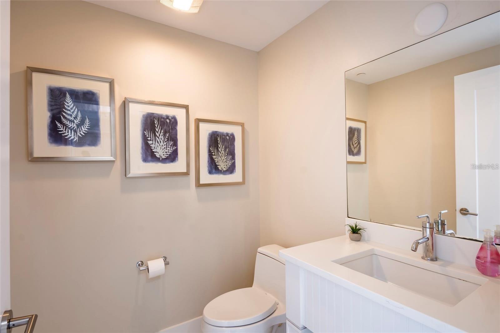 301 S GULFVIEW BOULEVARD, #702, Clearwater Beach, FL 33767