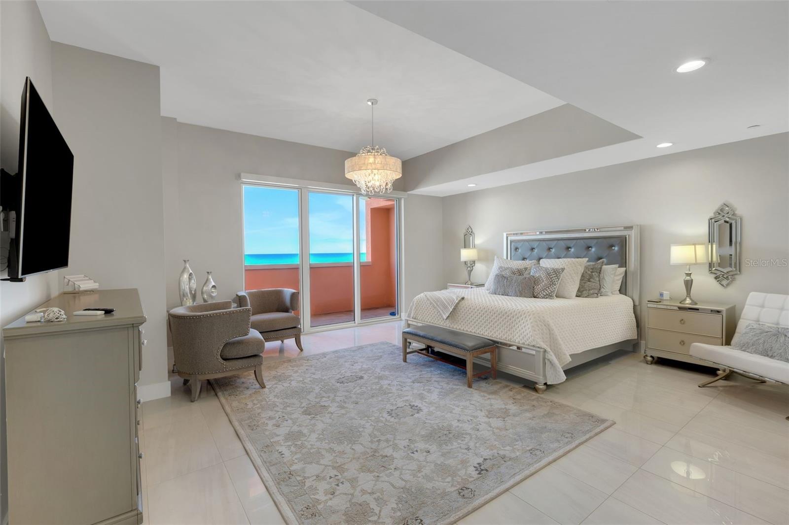 301 S GULFVIEW BOULEVARD, #702, Clearwater Beach, FL 33767