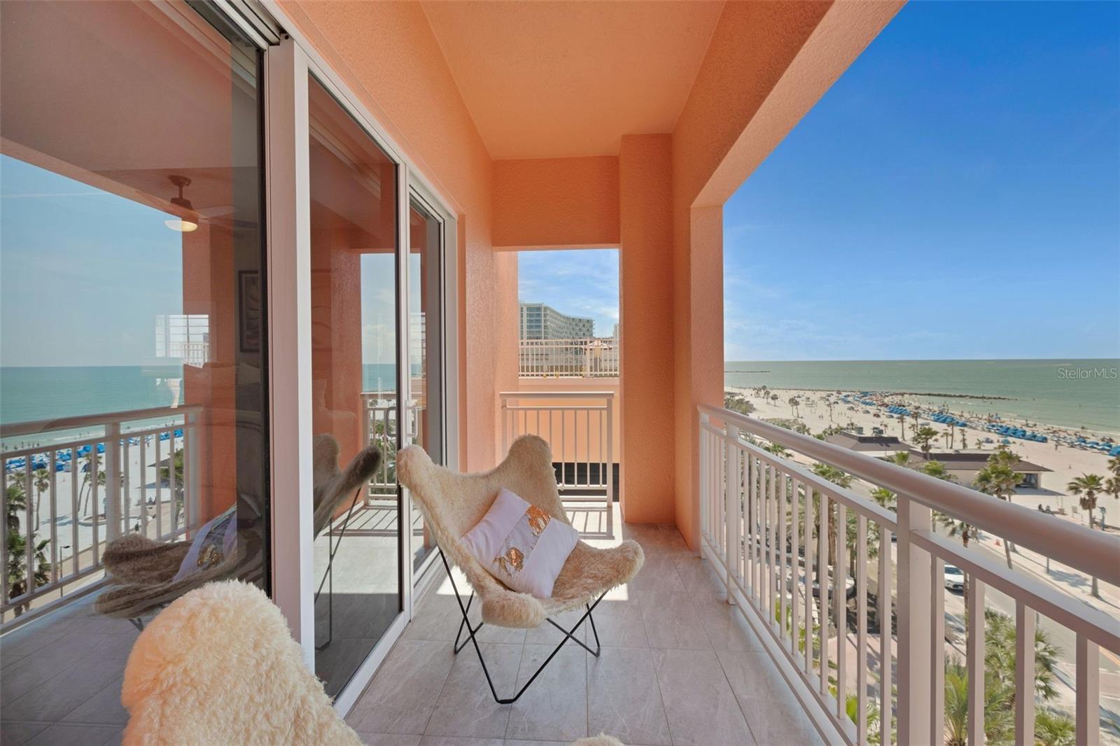 301 S GULFVIEW BOULEVARD, #702, Clearwater Beach, FL 33767