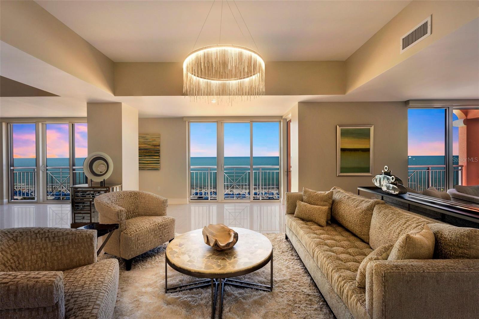 301 S GULFVIEW BOULEVARD, #702, Clearwater Beach, FL 33767