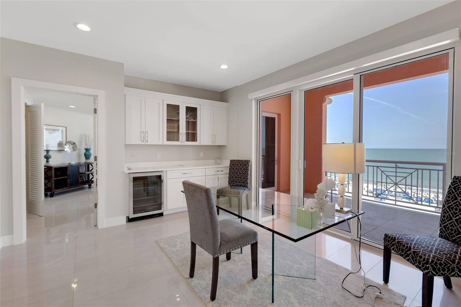 301 S GULFVIEW BOULEVARD, #702, Clearwater Beach, FL 33767