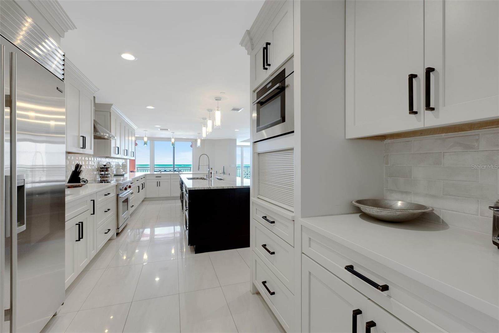 301 S GULFVIEW BOULEVARD, #702, Clearwater Beach, FL 33767
