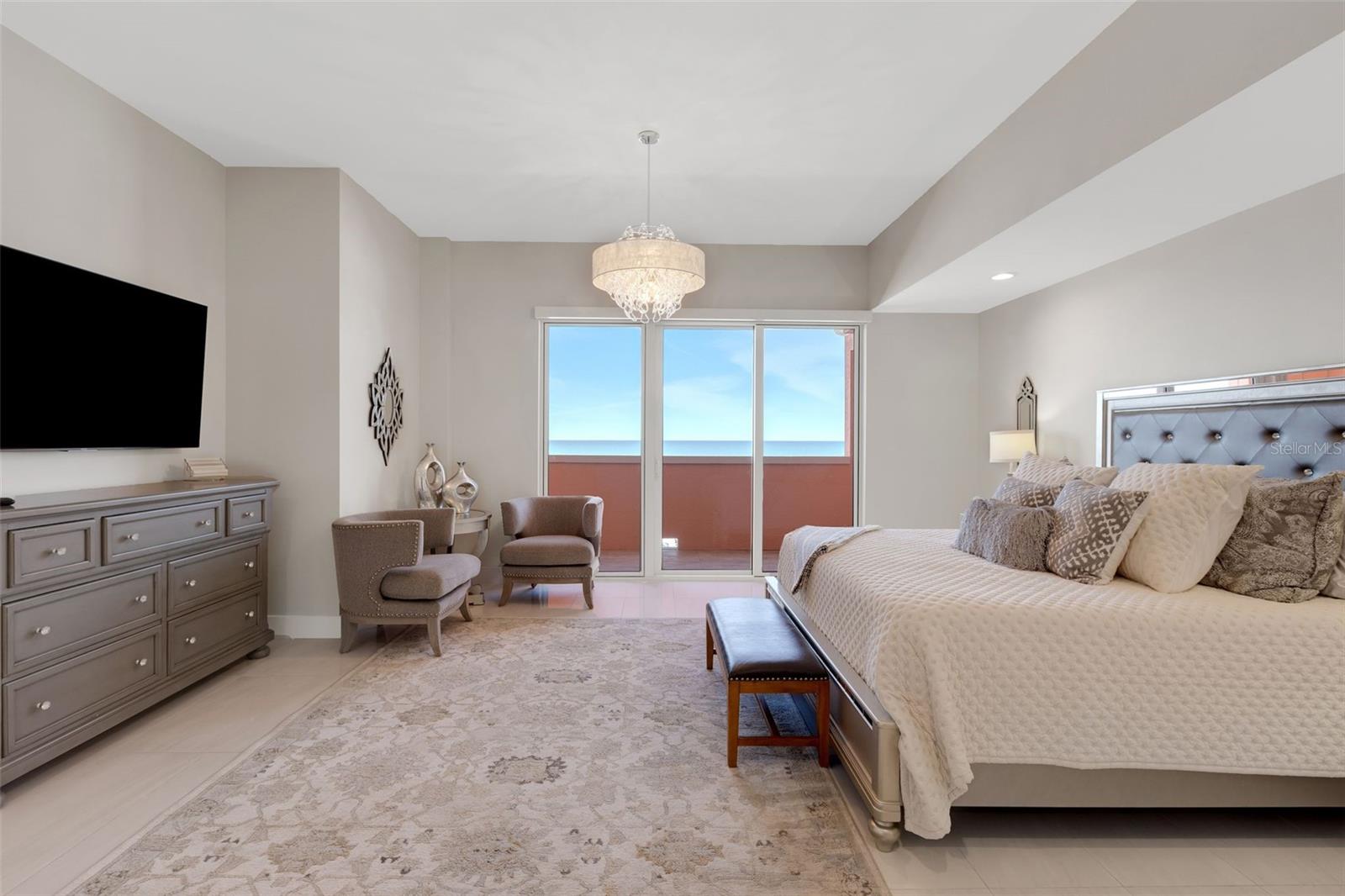 301 S GULFVIEW BOULEVARD, #702, Clearwater Beach, FL 33767
