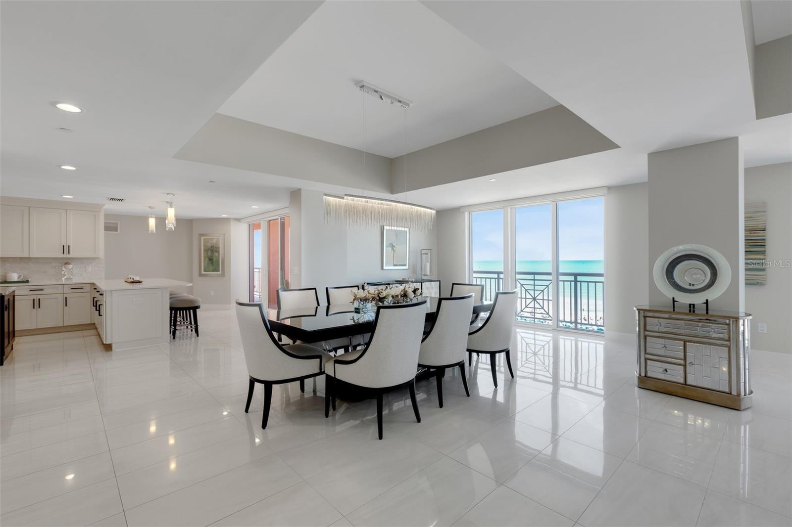 301 S GULFVIEW BOULEVARD, #702, Clearwater Beach, FL 33767