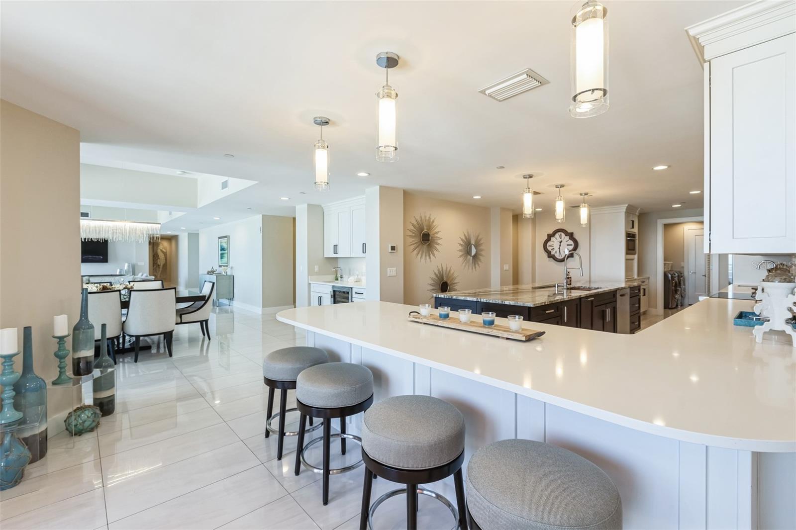 301 S GULFVIEW BOULEVARD, #702, Clearwater Beach, FL 33767
