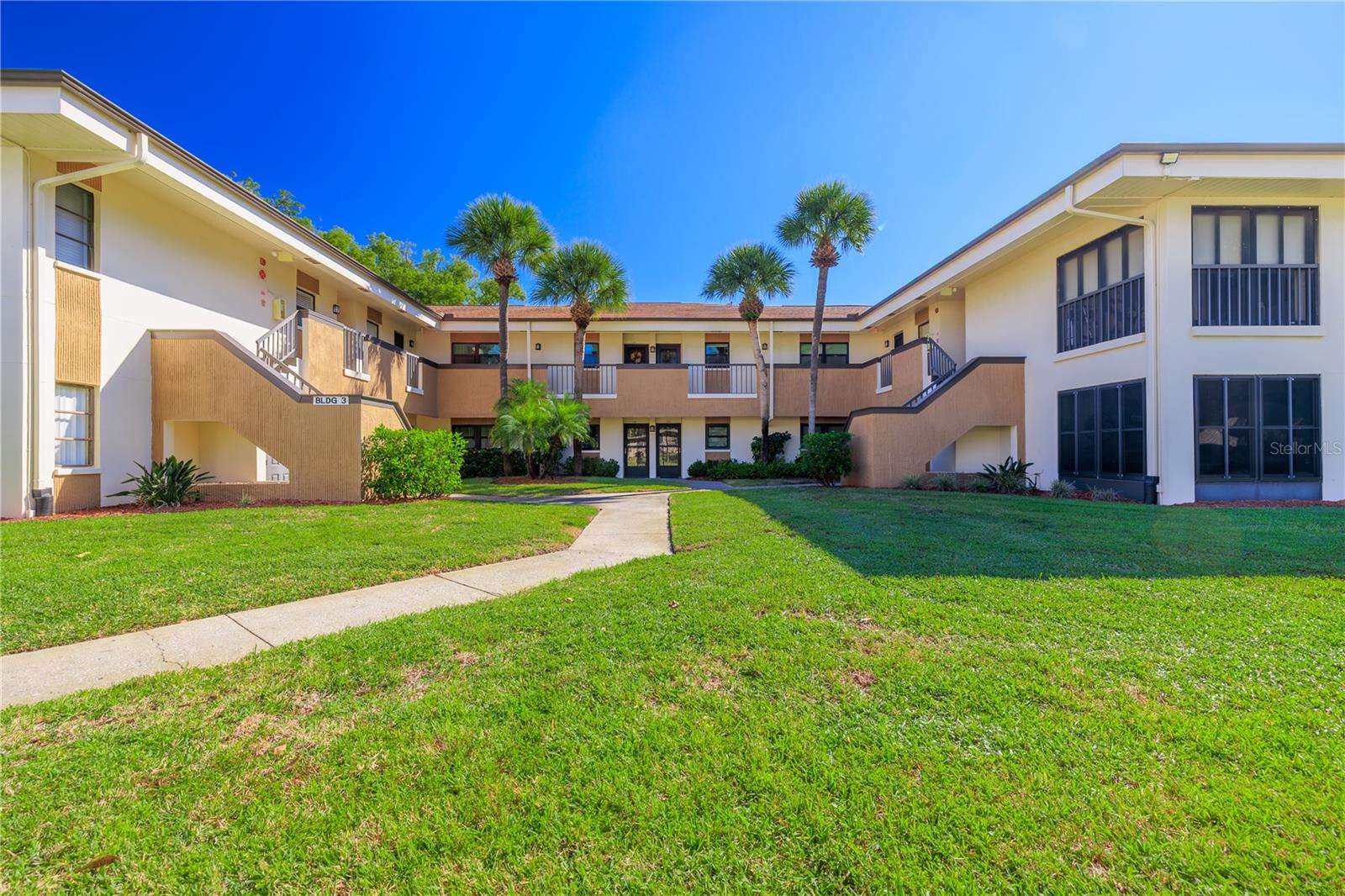 2700 NEBRASKA AVENUE, #3-103, Palm Harbor, FL 34684
