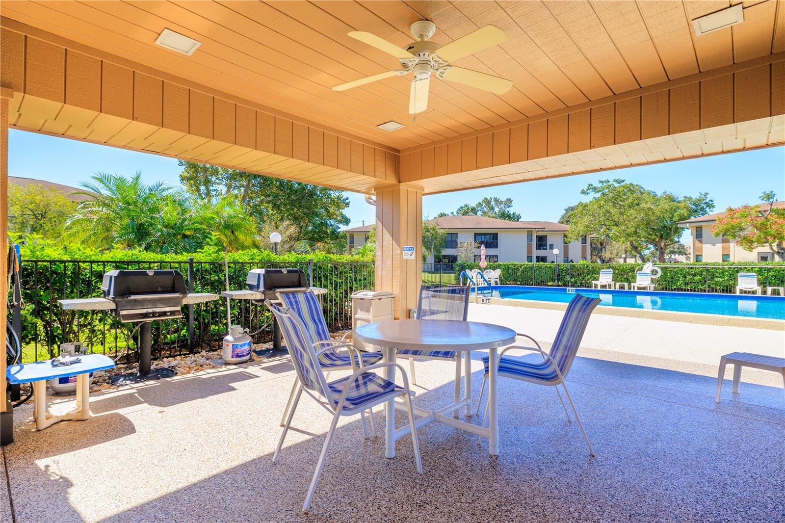 2700 NEBRASKA AVENUE, #3-103, Palm Harbor, FL 34684