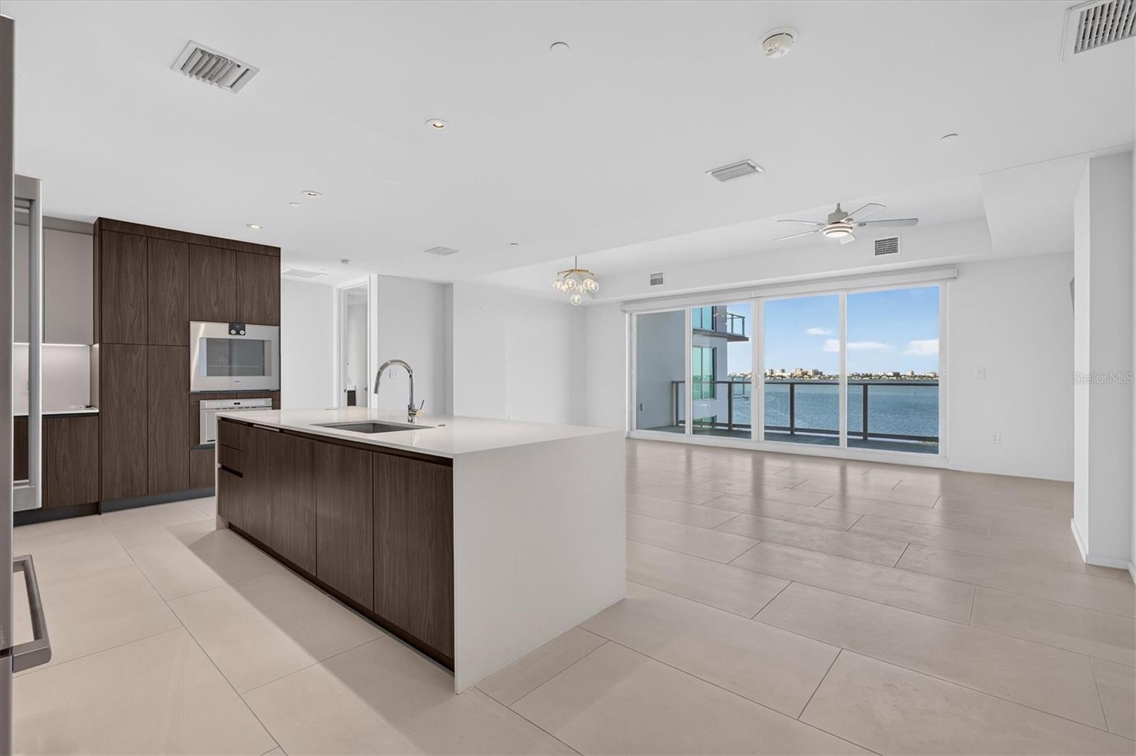 1020 SUNSET POINT ROAD, #607, Clearwater, FL 33755 1020 SUNSET POINT ROAD, #607, Clearwater, FL 33755