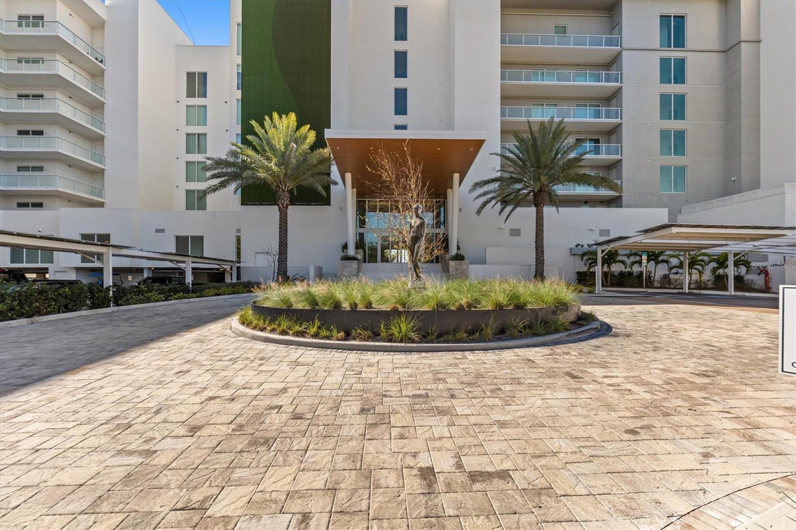 1020 SUNSET POINT ROAD, #607, Clearwater, FL 33755