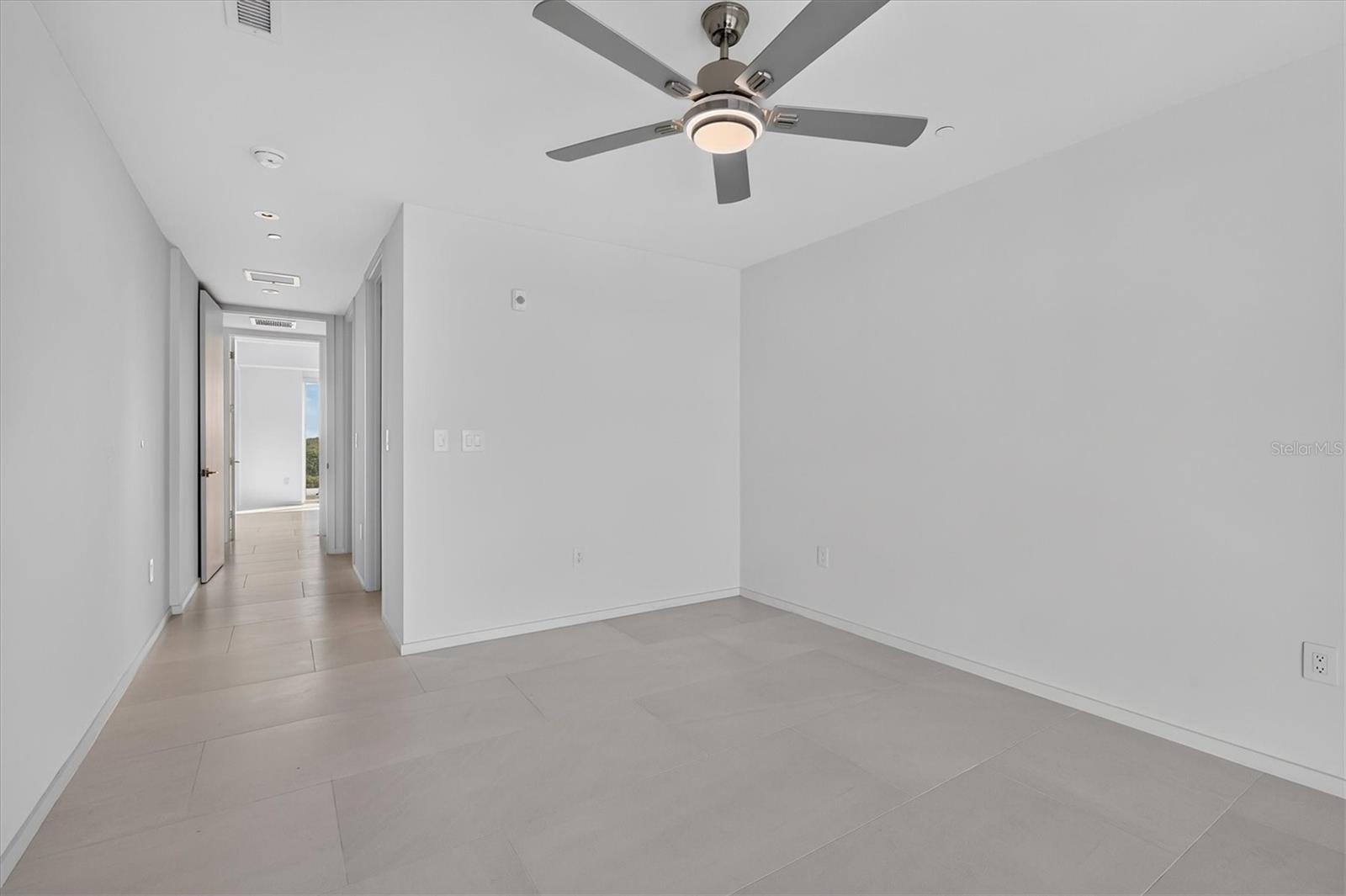 1020 SUNSET POINT ROAD, #607, Clearwater, FL 33755