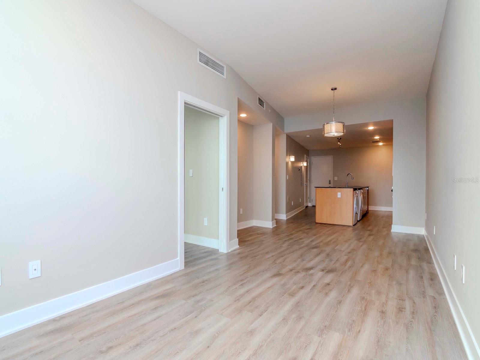1120 E KENNEDY BOULEVARD, #927, Tampa, FL 33602