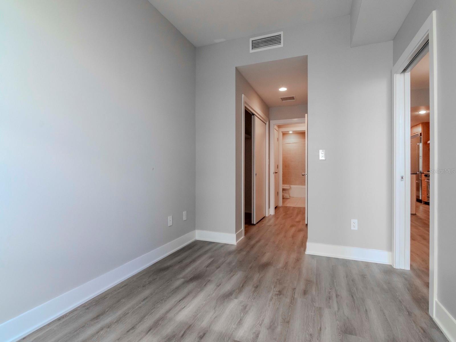 1120 E KENNEDY BOULEVARD, #927, Tampa, FL 33602